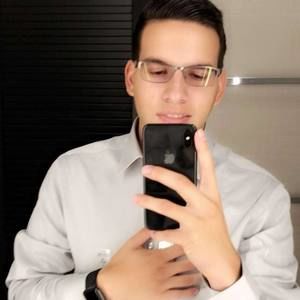 Meet your Posher, Nicolas